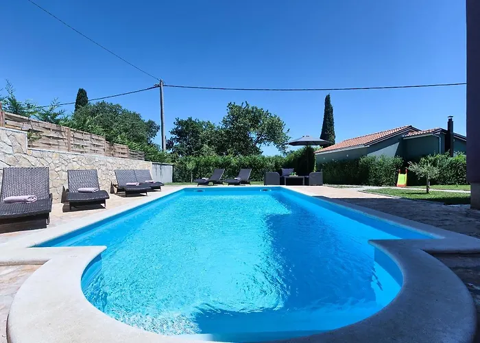 Nina 빌라 Tar-Vabriga