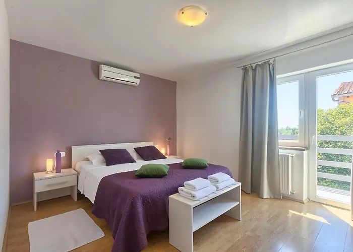 Nina Villa Tar-Vabriga